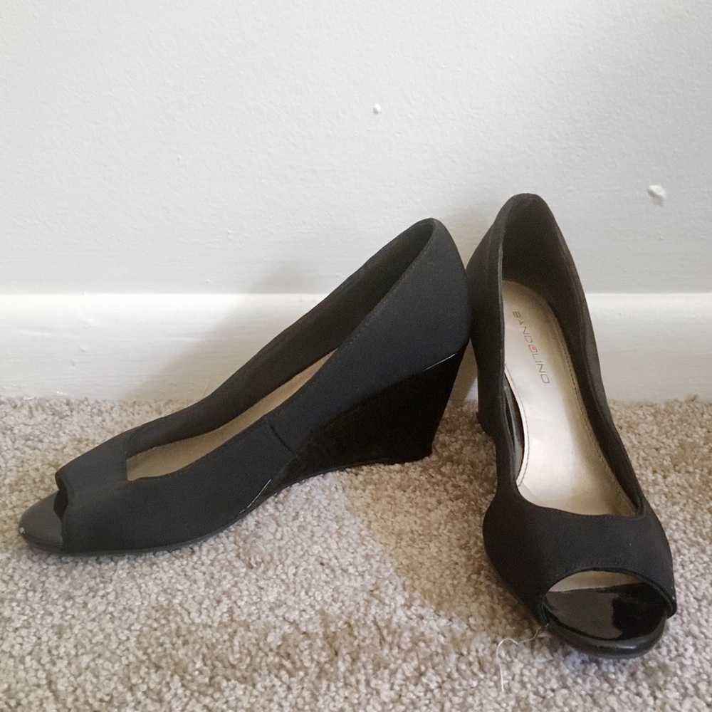 Bandolino Professional Peep Toe Wedges